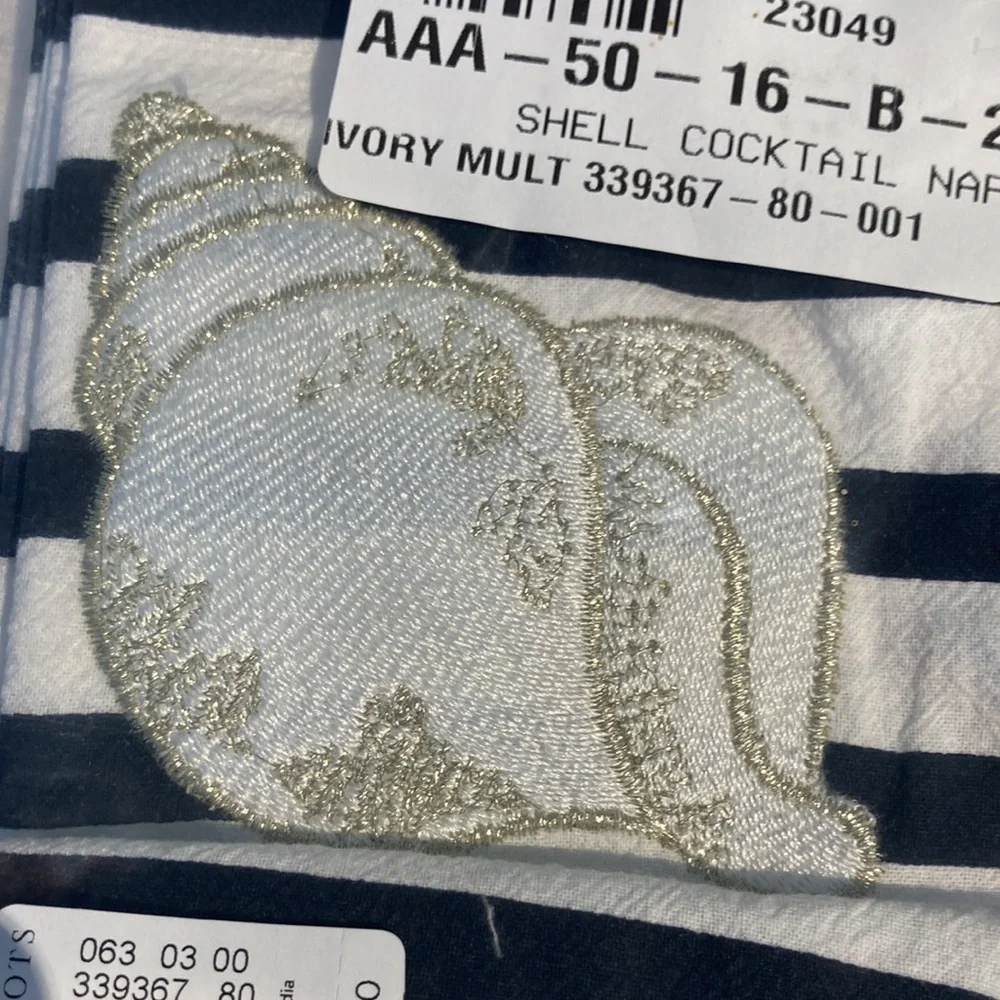 NWT Talbots (8)napkins shells nautical themed